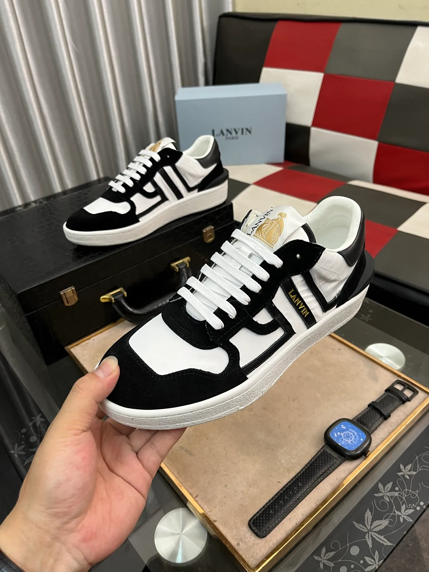 Men's men's shoes 💰540⌚️⌚️❗️Lanvin# Lanvin spring and summer series new colors latest lace up fashion casual forrest shoes running shoes ~ bumpr high quality couple series‼ ️ The latest trendy products of the season 🌈Many bloggers have started buying original models and custom-made them. The uppers are made of nubuck leather. They are very versatile, fashionable and casual, and are comfortable on the feet. Recommended for personal use! The original molded rubber backing with clear logo is wear-resistant. Standard code for couples: female code 35~40, male code 38-45